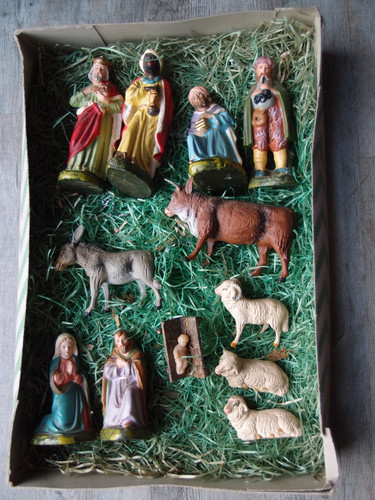 Alte krippefiguren - ,